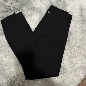 Lululemon wunder under